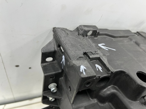 Pas przedni Mazda 3 IV BP CX-30 CX30 2019r.- wzmocnienie ramka chłodnic oryginalne bcjh-53111