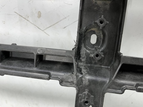 Pas przedni Mazda 3 IV BP CX-30 CX30 2019r.- wzmocnienie ramka chłodnic oryginalne bcjh-53111