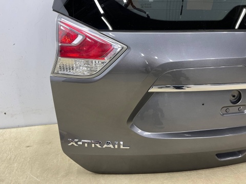 Klapa bagażnika Nissan X-Trail III T32 13-17r. Przedlift kamera KAD G