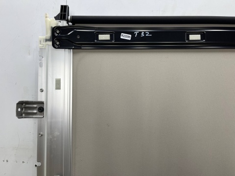 Szyberdach Nissan X-Trail III T32 Rogue 13-21r. panorama szyba roleta kompletny z silniczkami i wązką