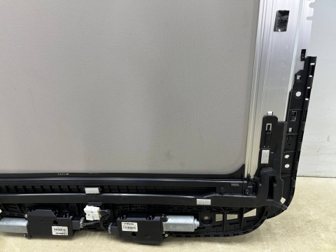 Szyberdach Nissan X-Trail III T32 Rogue 13-21r. panorama szyba roleta kompletny z silniczkami i wązką