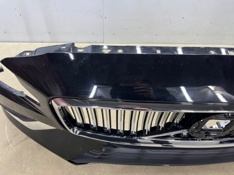 Zderzak przedni Volvo V60 2 II S60 3 III 18r.- przód 4XPDC spryski 31690589