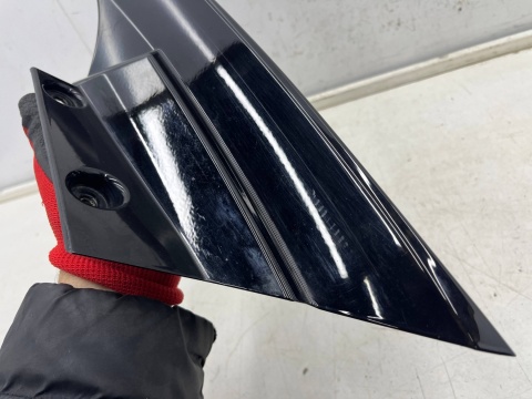 Listwa Nissan X-Trail III T32 Rogue 13-21r. prawa nakładka boczna bagażnika nad lampą maskownica karoseryjna 960324ce0a