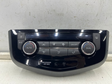 Panel klimatyzacji Nissan X-Trail III T32 Rogue Qashqai II j11 13-21r. sterowania nawiewem wentylacją climatronic 275004ea0a