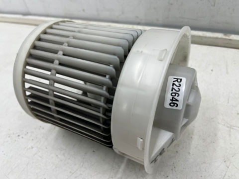 Wentylator wnętrza Nissan X-Trail III T32 Rogue 13-21r. EUROPA dmuchawa powietrza nadmuchu nawiewu nagrzewnicy