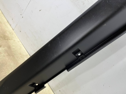 Listwa progowa Nissan X-Trail III T32 Rogue 13-17r. lewa nakładka progu zewnętrzna lewy próg 768514ce0a