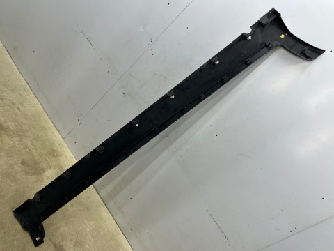 Listwa progowa Opel Crossland 2017r.- lewa nakładka progu zewnętrzna lewy próg 13482063