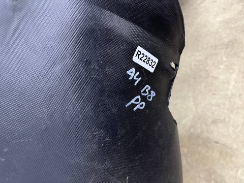 Nadkole Audi A4 B8 07-11r. NOWE prawe przednie prawy przód zamiennik Starline MH-AD66008