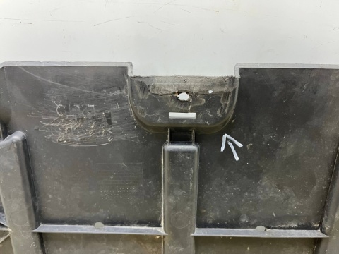 Osłona pod zderzak Jaguar XE x760 15-19r. przedlift przednia płyta dolna podwozia pod silnik gx73-17f775-ab