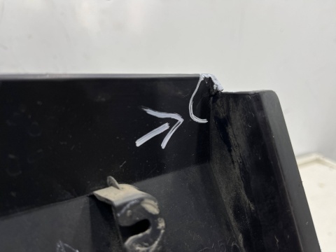 Listwa Opel Crossland Opel Crossland X 2017r.- lewa tylna dolna nakładka drzwi lewy tył 13482100