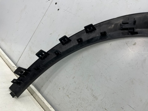 Listwa Opel Frontera 2024r.- PRAWY przedni rant nadkola błotnika nakładka prawy przód 9847643780