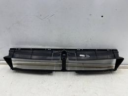 Osłona chłodnicy BMW 5 F10 F11 10-17r. dolna kierownica powietrza nakladka pasa przedniego dolny wlot 187798