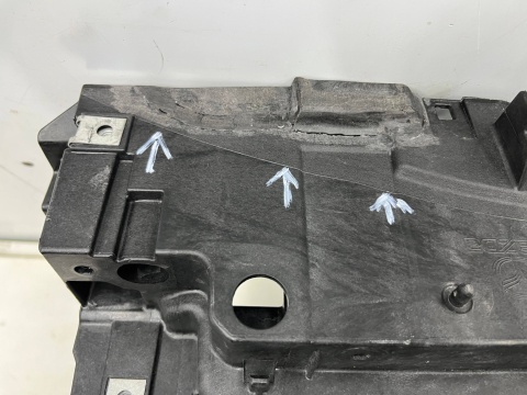 Pas przedni Mazda 3 IV BP CX-30 CX30 2019r.- wzmocnienie ramka chłodnic żaluzja oryginalne bcjh-53111