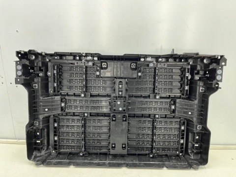 Pas przedni Mazda 3 IV BP CX-30 CX30 2019r.- wzmocnienie ramka chłodnic żaluzja oryginalne bcjh-53111