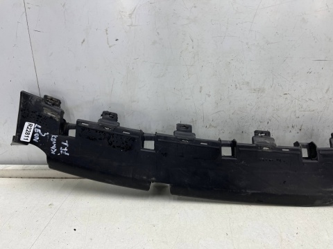 Ślizg Seat Leon III 5f KOMBI 12-16r. tylne środkowe GÓRNE mocowanie wspornik uchwyt zderzaka 5f9807511