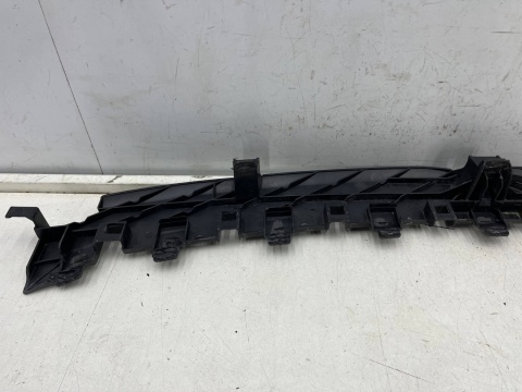 Ślizg Seat Leon III 5f KOMBI 12-16r. tylne środkowe GÓRNE mocowanie wspornik uchwyt zderzaka 5f9807511