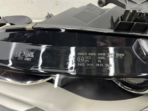 Lampa reflektor Audi A4 B8 07-11r. LEWA przednia BI Xenon BiXsenon nieskrętny Europa oryginal lewy przód 8k0941003c