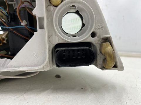 Lampa reflektor Skoda Octavia 2 II 04-08r. prawa przednia Europa zwykła H7 H1 oryginal nieuszkodzona prawy przód