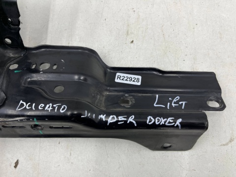 Pas przedni Citroen Jumper Ducato Boxer LIFT 14r.- Movano C Toyota Proace Max wzmocnienie górne atrapy mocowanie zamka maski