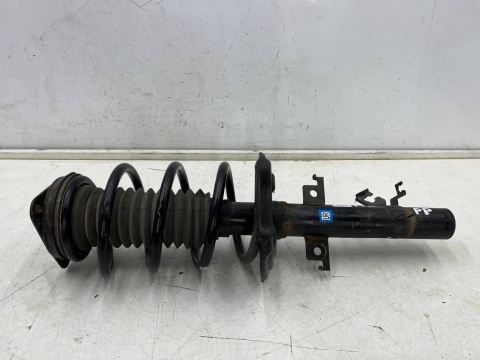 Amortyzator Nissan X-Trail III T32 Rogue 13-21r. DIESEL przedni PRAWY mcpherson sprężyna prawy przód 534024cb1e