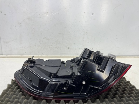 Lampa BMW X5 G05 przedlift 18-23r. prawa tylna LED w błotnik oryginalna prawy tył EUROPA 2sk.2418