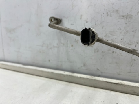 Rura Nissan X-Trail III T32 Rogue 13-21r. 1.6 dCi diesel przewód wąż klimatyzacji 924414ce3a