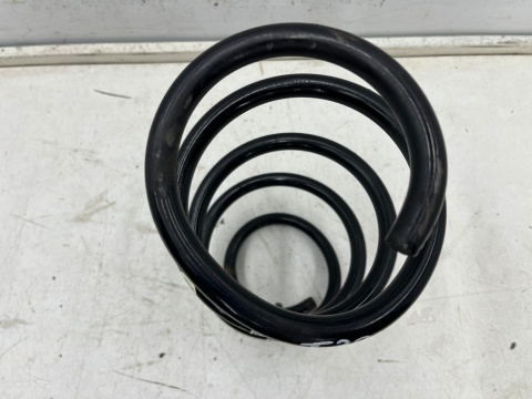 Sprężyna Nissan X-Trail III T32 Rogue 13-21r. DIESEL sprężyna zawieszenia amortyzatora mcphersona przedniego przód jedna sztuka