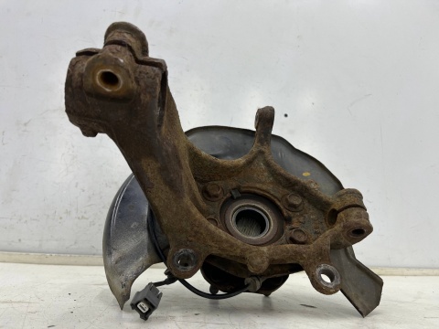 Zwrotnica Nissan X-Trail III T32 Rogue 13-21r. DIESEL piasta prawa przednia czujnik ABS prawy przód