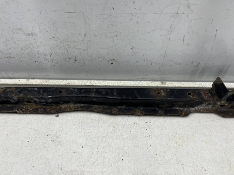 Belka zderzaka Nissan X-Trail III T32 Rogue 13-21r. przednie dolne wzmocnienie pasa przedniego dolna belka chłodnicy przód