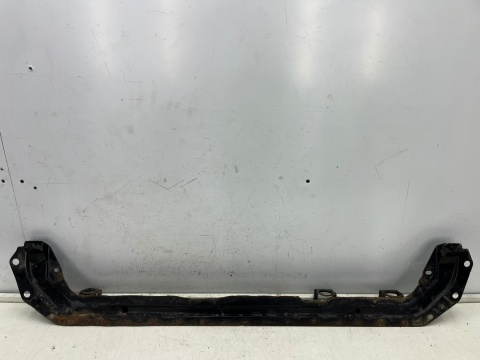 Belka zderzaka Nissan X-Trail III T32 Rogue 13-21r. przednie dolne wzmocnienie pasa przedniego dolna belka chłodnicy przód