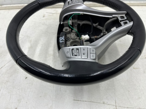 Kierownica Nissan X-Trail III T32 Rogue Qashqai J11 13-17r. przedlift multifunkcyjna skórzana skóra