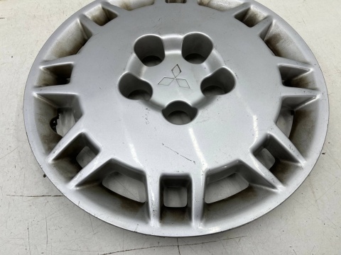 Kołpak Mitsubishi Space Wagon 3 III 98-04r. 15 cali r15 oryginalny mr316166