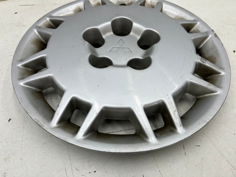 Kołpak Mitsubishi Space Wagon 3 III 98-04r. 15 cali r15 oryginalny mr316166