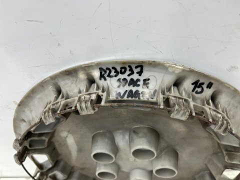 Kołpak Mitsubishi Space Wagon 3 III 98-04r. 15 cali r15 oryginalny mr316166