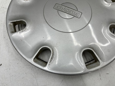 Kołpak Nissan Primera P10 90-98r. 14 cali r14 oryginalny 4031593j00
