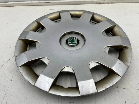 Kołpak Skoda Octavia 1 I 96-10r. 15 cali r15 oryginalny 1u0601147d