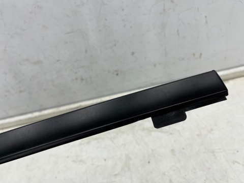 Listwa Mazda CX-3 CX3 14-21r. prawa tylna górna listewka ozdobna ramki szyby drzwi prawy tył