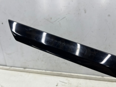 Listwa Mercedes GLC II x254 w254 22r.- nakładka klapy bagażnika środkowa maskownica lamp blenda a2547430000