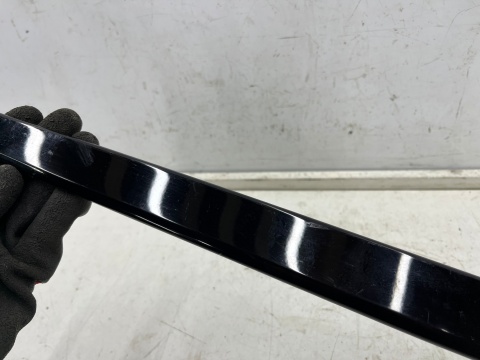 Listwa Toyota Yaris 3 III P13 LIFT Hybrid 17-20r. lewa przednia dolna listewka ozdobna nakładki drzwi lewy przód