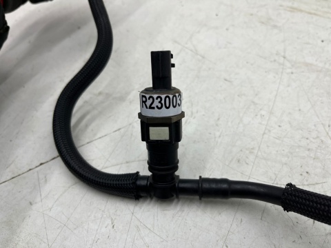 Rura Nissan X-Trail III T32 Rogue 13-21r. 1.6 dCi diesel przewód wąż paliwa plastikowy złącze trójnik