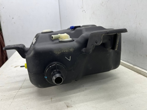 Zbiornik paliwa Mazda CX-5 II CX5 II KF 17r.- 2.2d diesel zbiornik ADblue pompa sh9p202g0 0444040025