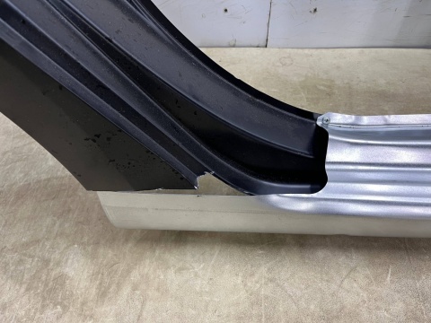 Poszycie VW Golf 7 VII 12-17r. PRAWY próg bok poszycie słupek A B rama drzwi ĆWIARTKA NOWY oryginalny 5g4809606d