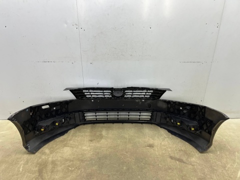 Zderzak przedni VW Passat B7 10-14r. przód 4XPDC spryski 3AA807221
