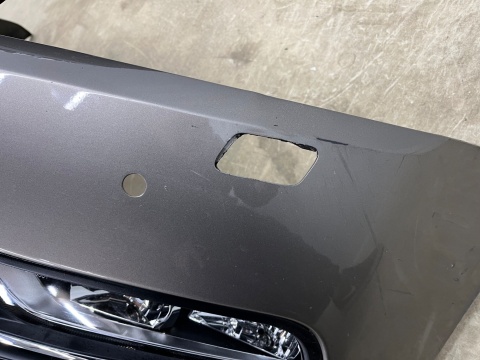 Zderzak przedni VW Passat B7 10-14r. przód 4XPDC spryski 3AA807221