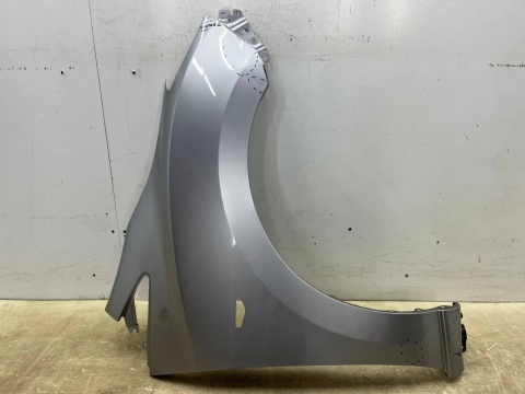 Błotnik Mazda 5 III CW Premacy 10-16r. prawy przedni prawy przód 