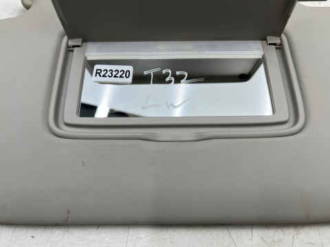 Daszek Nissan X-Trail III T32 Rogue 13-21r. LEWY przeciwsłonecznik kierowcy osłona przeciwsłoneczna lewa EUROPA