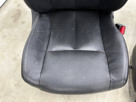 Fotele Nissan X-Trail III T32 Rogue 13-21r. elektryczne PODGRZEWANE skórzane EUROPA komplet