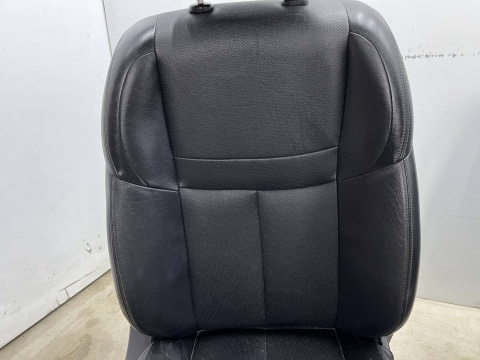 Fotele Nissan X-Trail III T32 Rogue 13-21r. elektryczne PODGRZEWANE skórzane EUROPA komplet