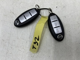 Kluczyk Nissan X-Trail III T32 Rogue Qashqai J11 13-21r. pilot z grotem Keyles