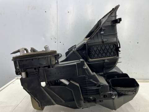 Nagrzewnica Mercedes Vito Viano W639 03-14r.  obudowa chłodnicy wody parownik klimatyzacji a6394461229